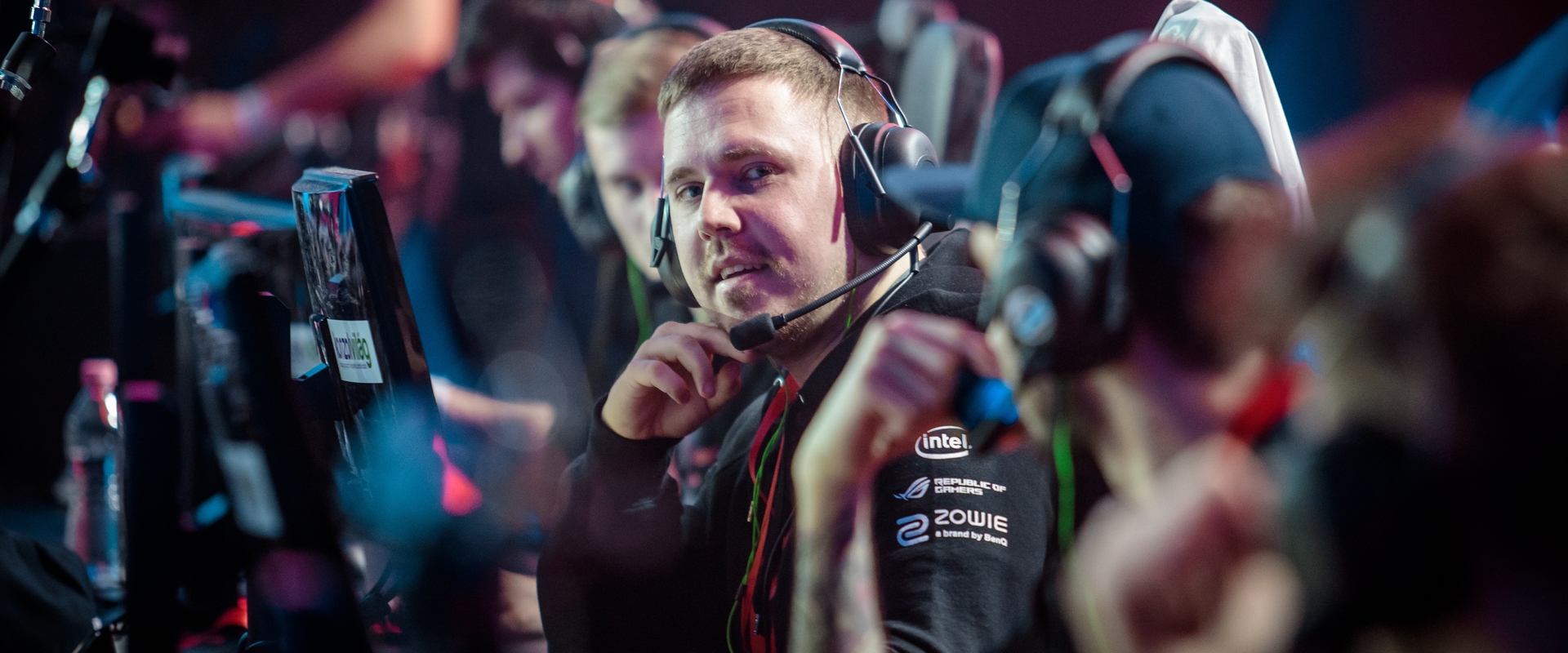 Elengedi a CS ötösét az eXtatus, frozen és társai szabadon igazolhatóvá váltak Elengedi a CS ötösét az eXtatus, frozen és társai szabadon igazolhatóvá váltak